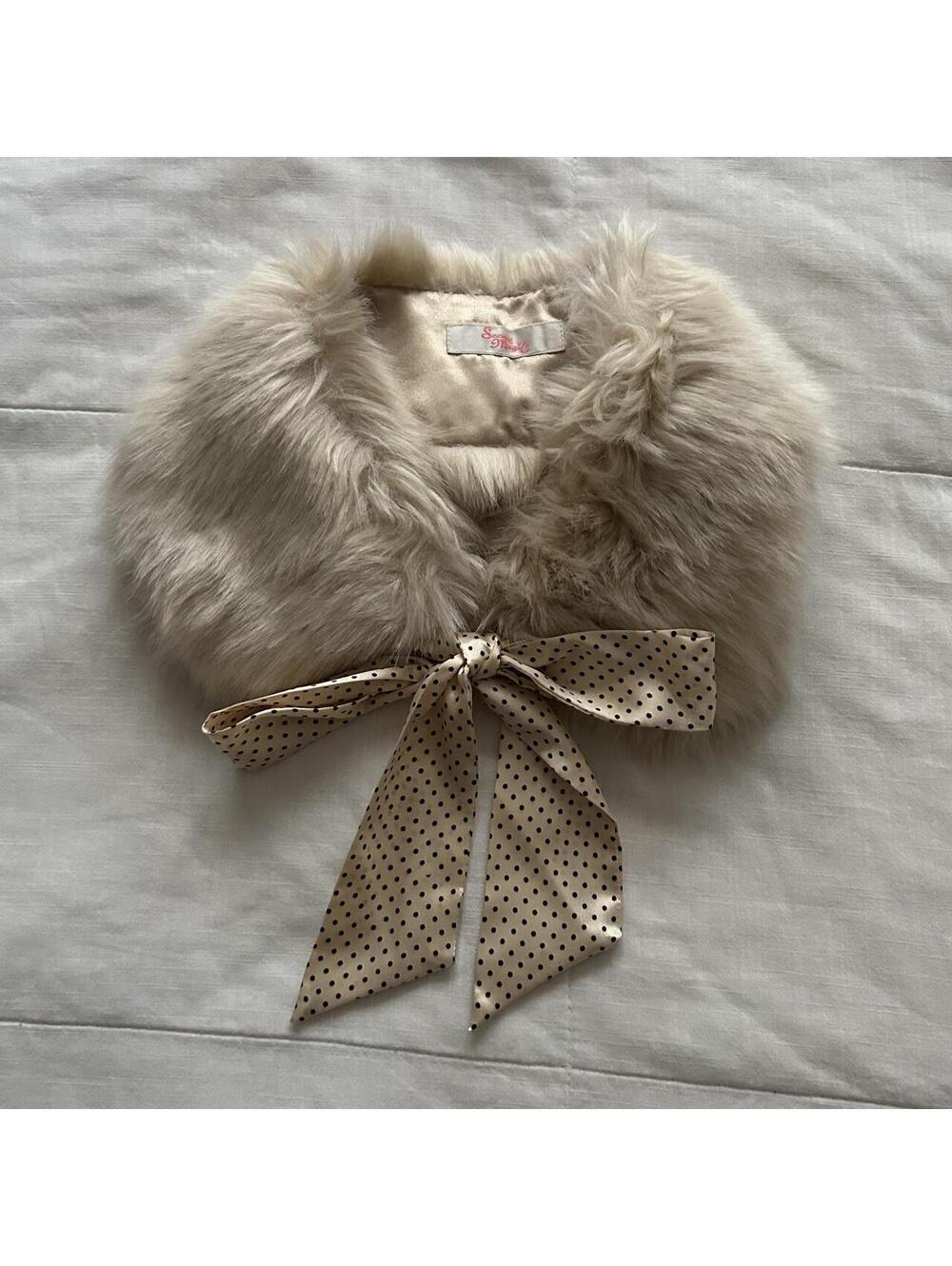 Cream White Faux Fur Collar Polka Dot Satin Ribbon Bow Winter Scarf Japan